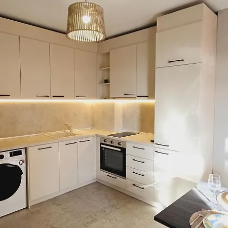 сатурн Apartmán